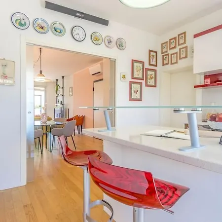Appartement Over The Sky Of The Motor Valley - Luxury Penthouse Modène