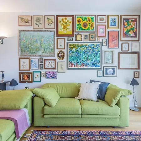 Over The Sky Of The Motor Valley - Luxury Penthouse Appartement *