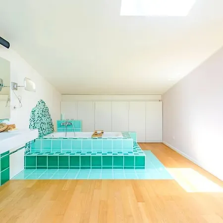 Lägenhet Over The Sky Of The Motor Valley - Luxury Penthouse Modena