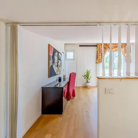 Lägenhet Over The Sky Of The Motor Valley - Luxury Penthouse Modena